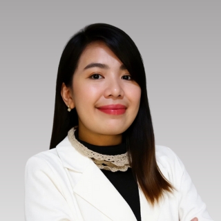 Headshot of Karen Arcon, Healthcare Administrator at Recovery Care of Columbia and Nashville Addiction Clinic