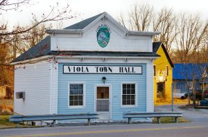 A resident in Viola, TN using a tablet for a virtual Suboxone appointment